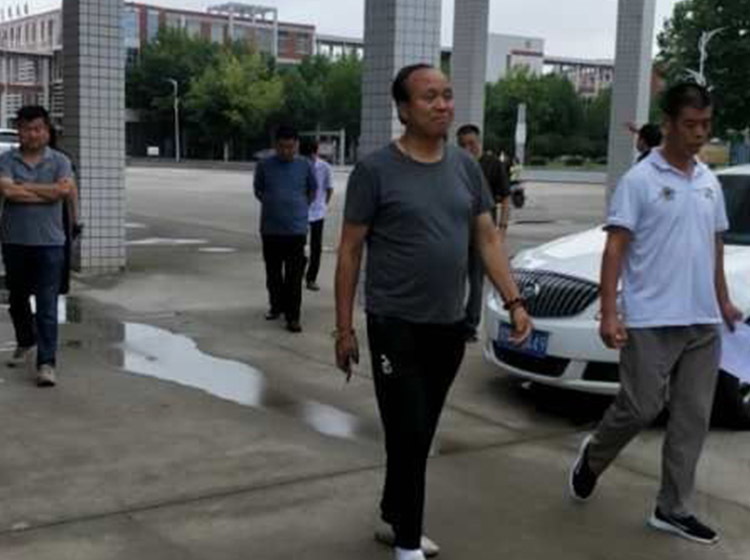 盧氏縣教育局,財政局對盧氏一高節(jié)電產(chǎn)品工程進行驗收！