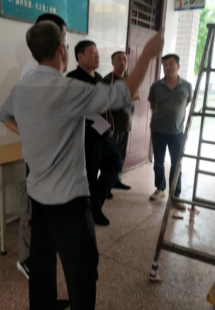 盧氏縣教育局,財(cái)政局對(duì)盧氏一高節(jié)電產(chǎn)品工程進(jìn)行驗(yàn)收！(圖3)